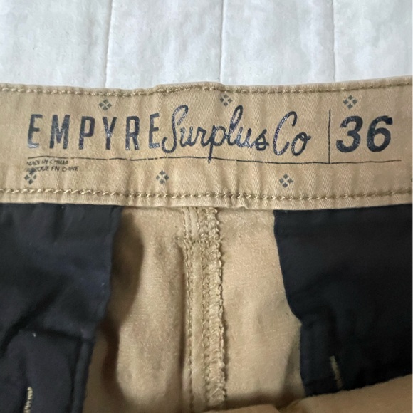 Empyre Tan Patterned Flat Front Shorts 36 - Picture 2 of 6